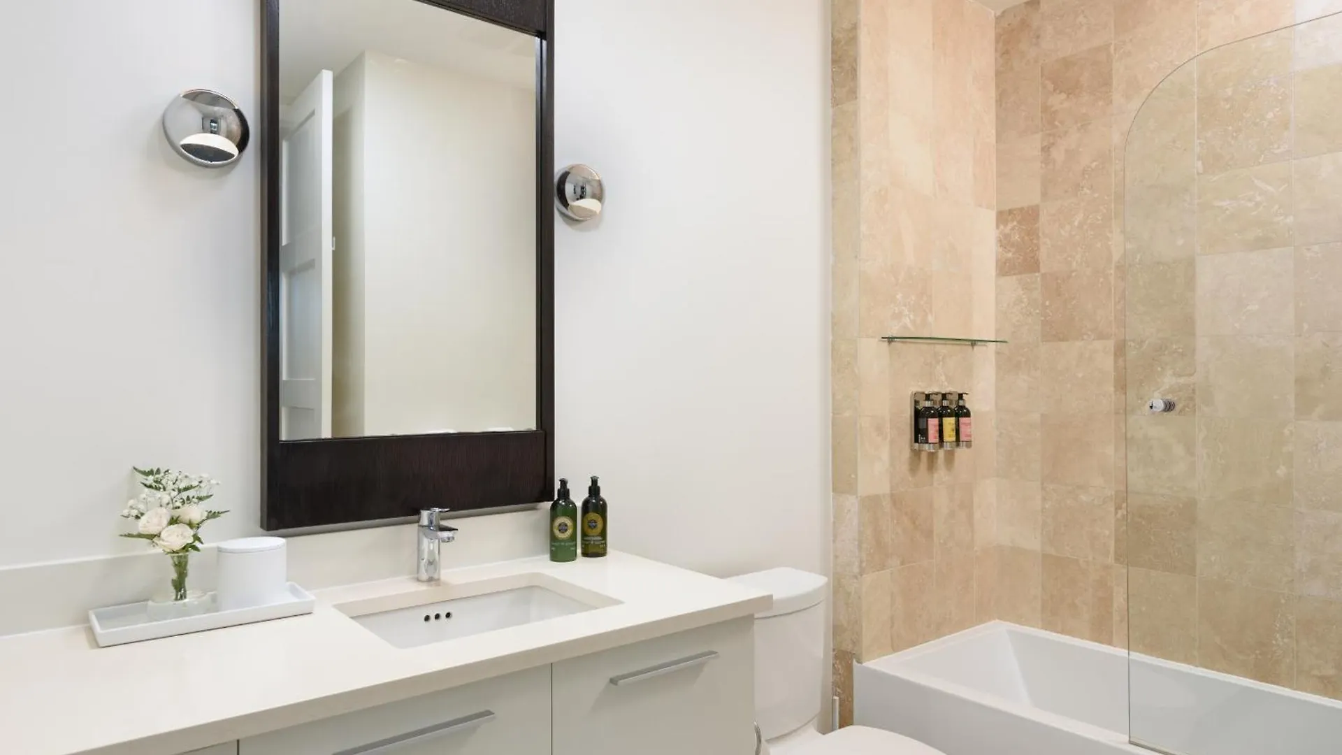 Alize Villa - 4 Bedroom Ocean View Long Bay Turks- und Caicosinseln