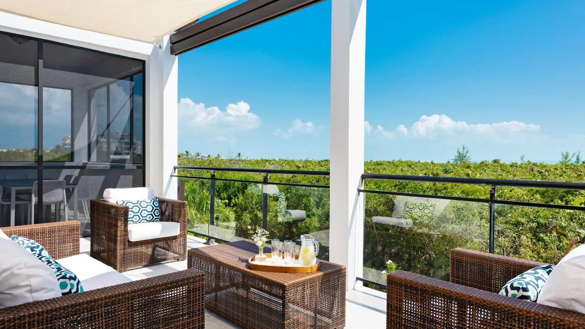 Alize Villa - 4 Bedroom Ocean View Long Bay